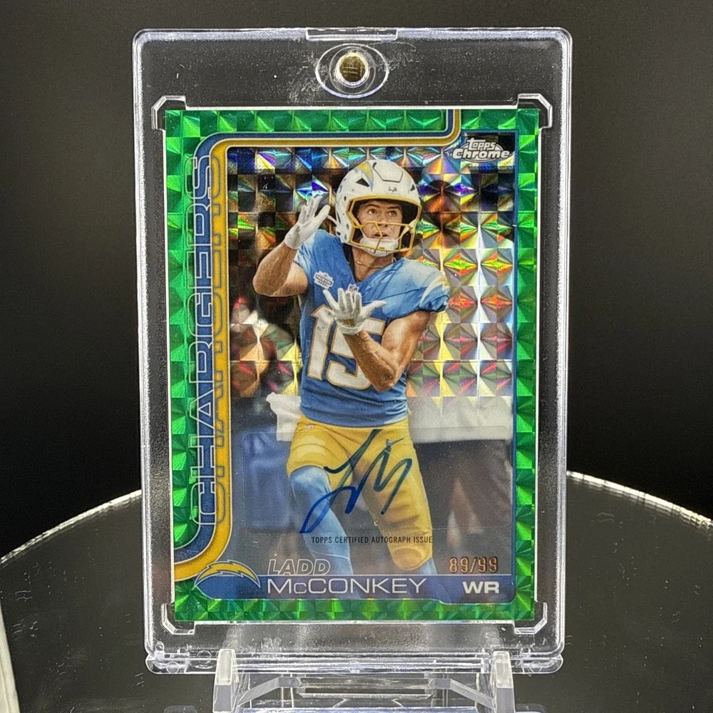 2025 Topps Chrome - Autographs Ladd McConkey Green Geometric Refractor /99